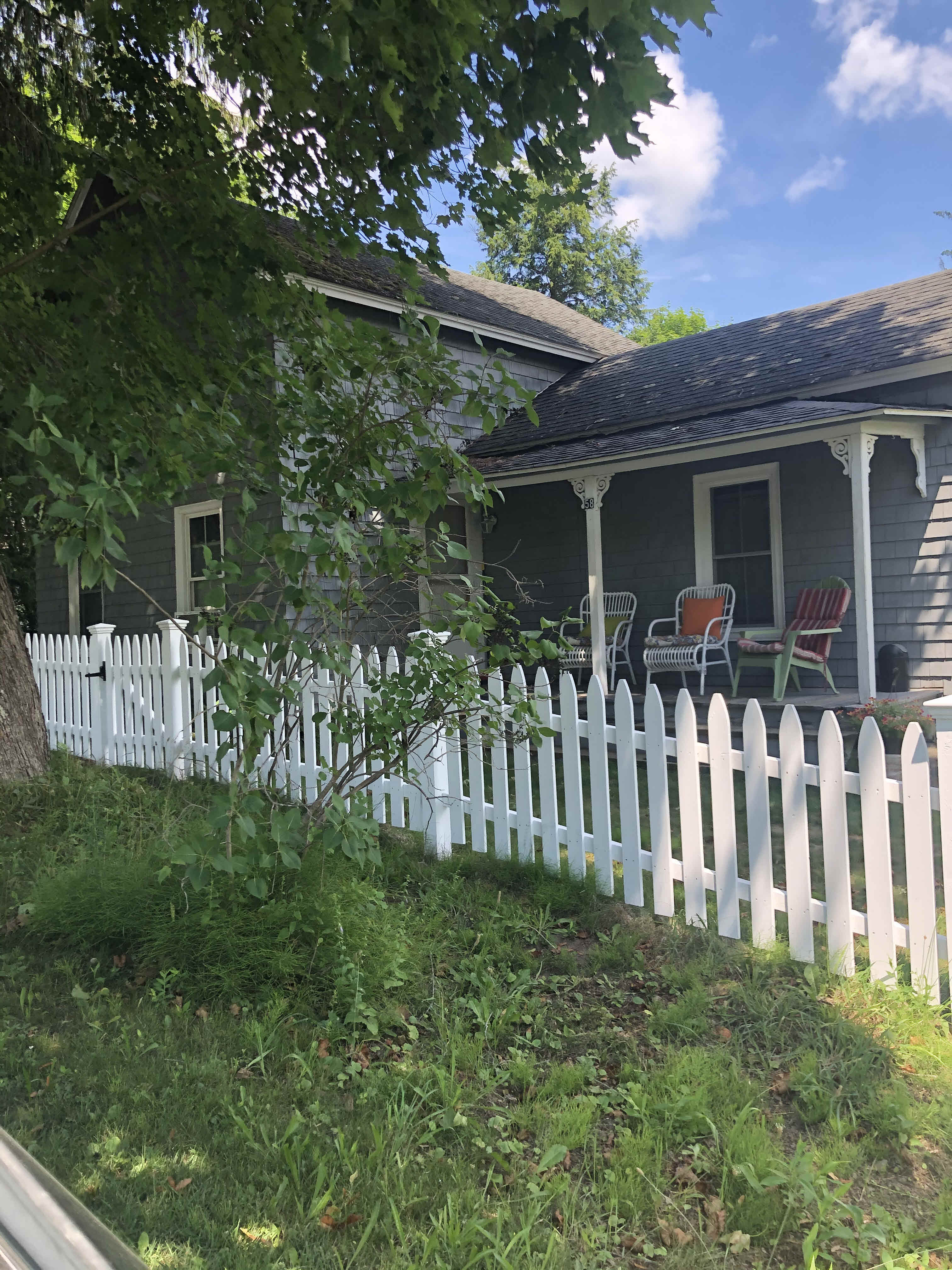 Building photograph for 58 FARNUM ROAD
